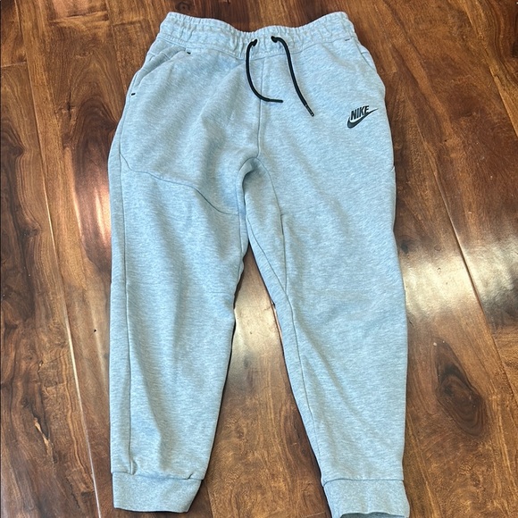 Nike Tech Pants - Picture 1 of 5